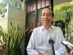 Isu Keaslian Ijazah UGM Kembali Diungkap, Jokowianggap sebagai Fitnah Murahan